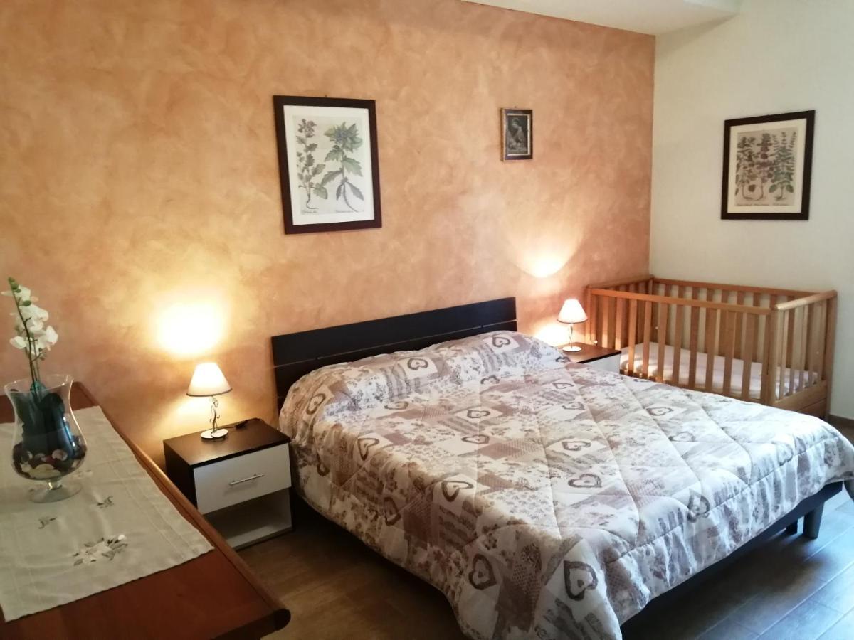 Casa Nicole Apartment Bardolino Bagian luar foto